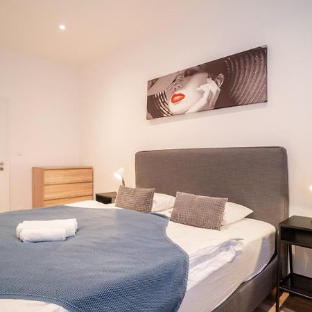 Sukromny Staromestsky Apartman V Uzasnej Lokalite/Cozy Old-Town Apartment In A Great Neighborhood Bratislava Luaran gambar
