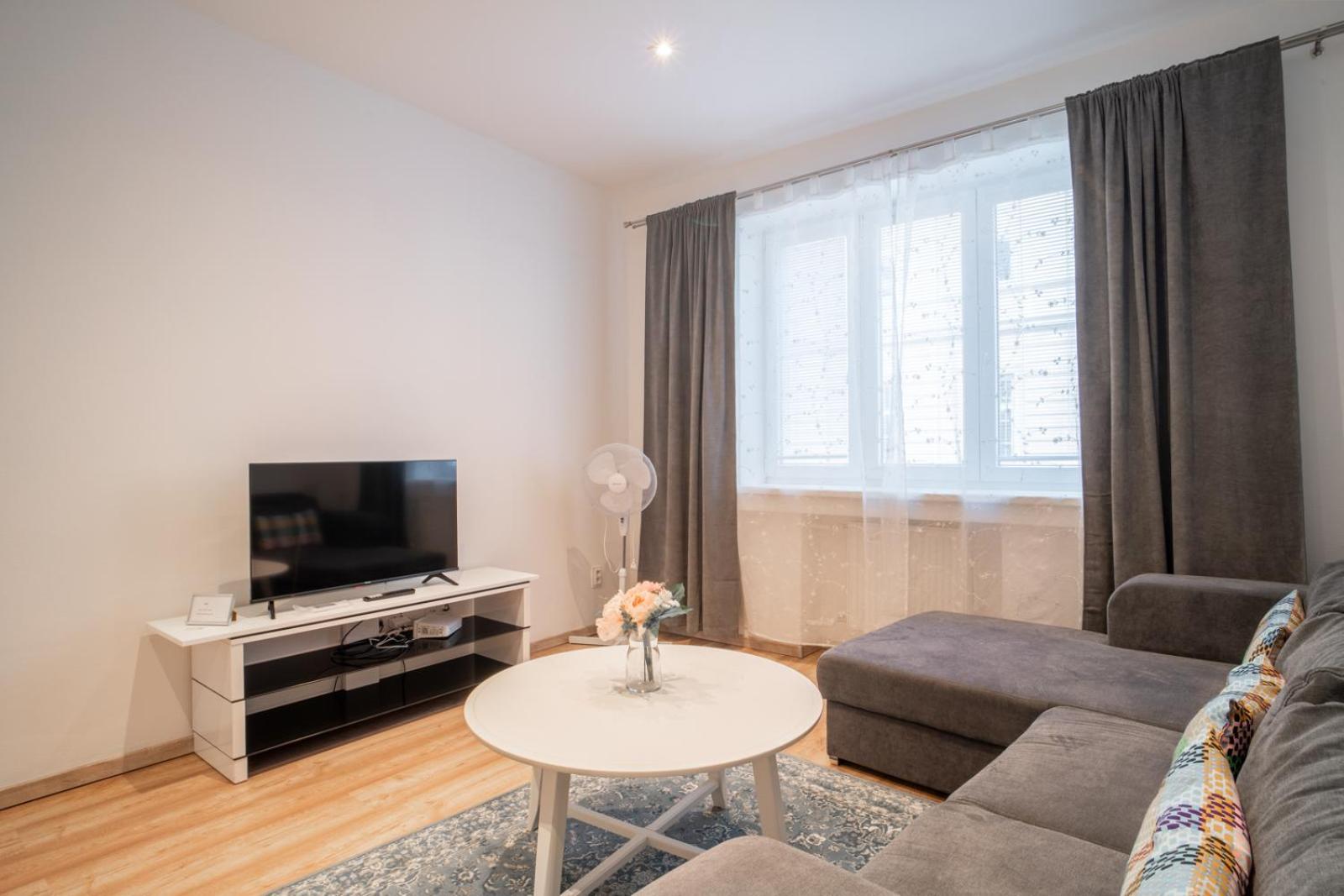 Sukromny Staromestsky Apartman V Uzasnej Lokalite/Cozy Old-Town Apartment In A Great Neighborhood Bratislava Luaran gambar
